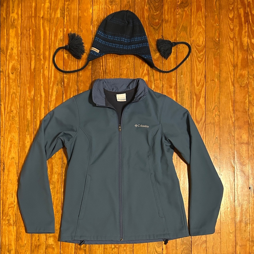 Columbia Women's Light Blue Ski Jacket with Columbia Blue Knit Hat